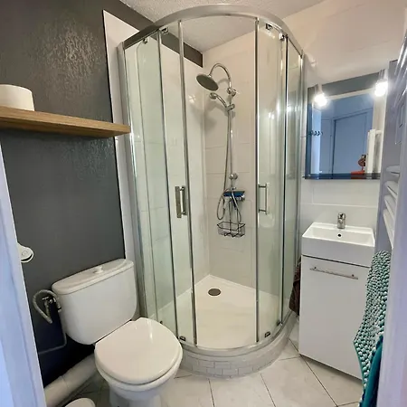 Immeuble Turquoise * Cavalaire-sur-Mer